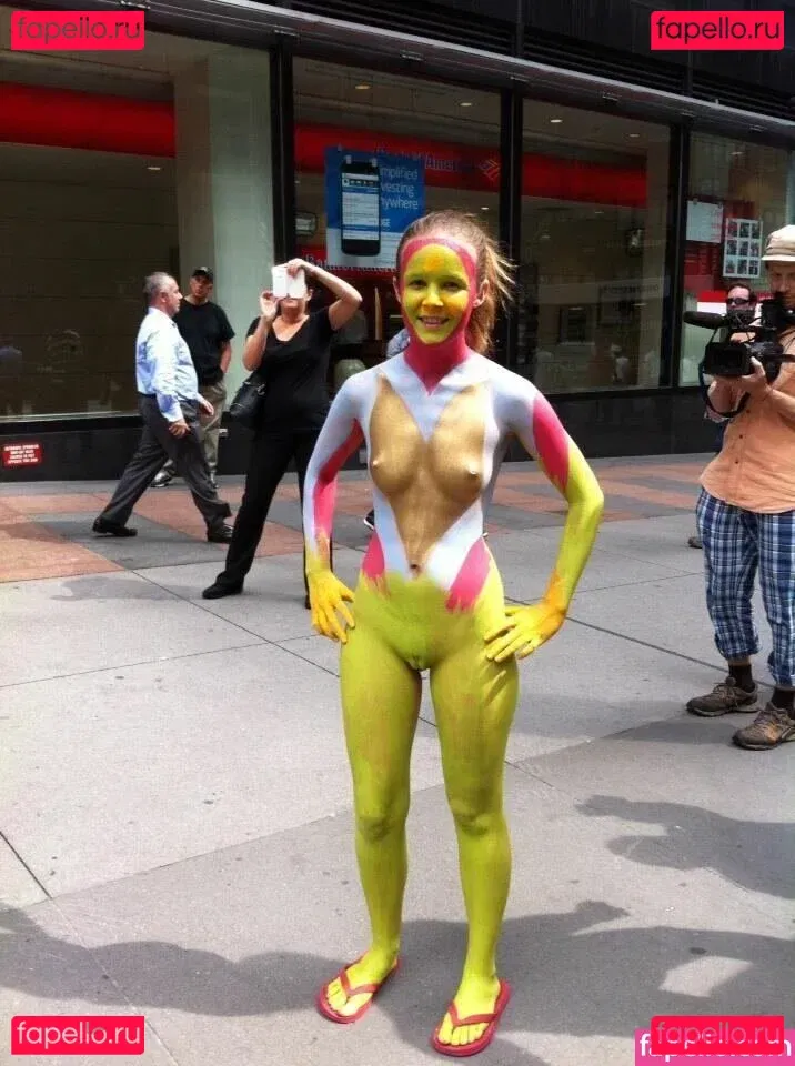 Felicity Jones Onlyfans Photo Gallery 