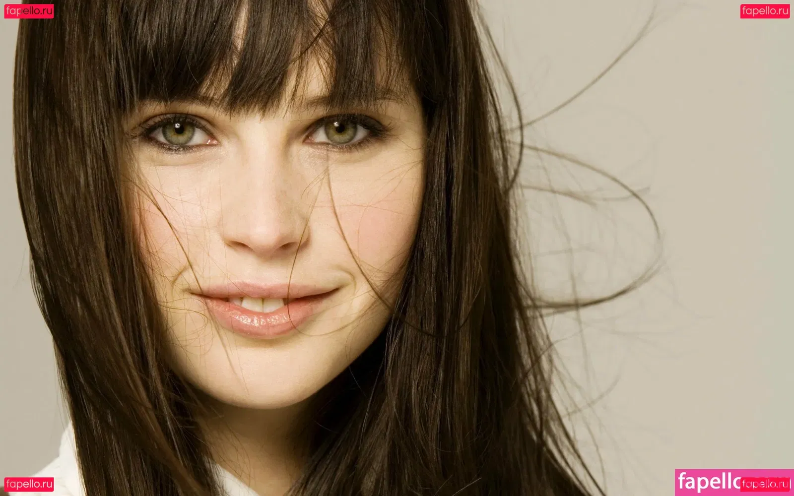 Felicity Jones Onlyfans Photo Gallery 