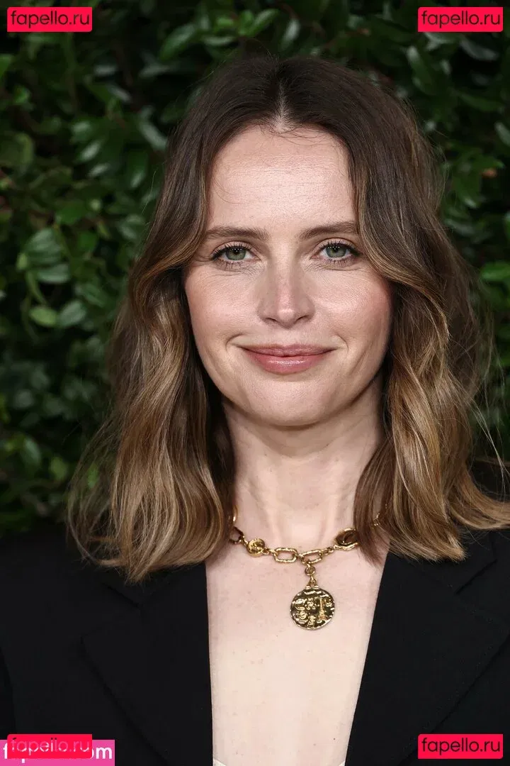 Felicity Jones Onlyfans Photo Gallery 