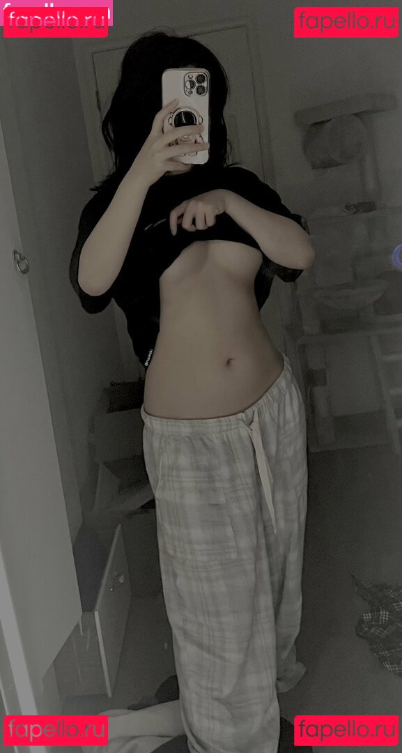 nweeki Nude Onlyfans Photo 31