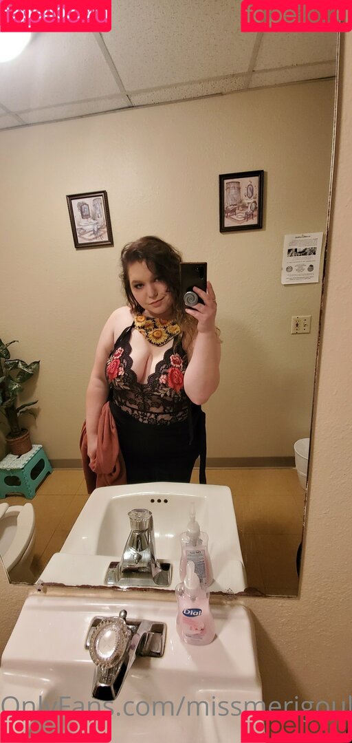 MissMeriGould Onlyfans Photo Gallery 