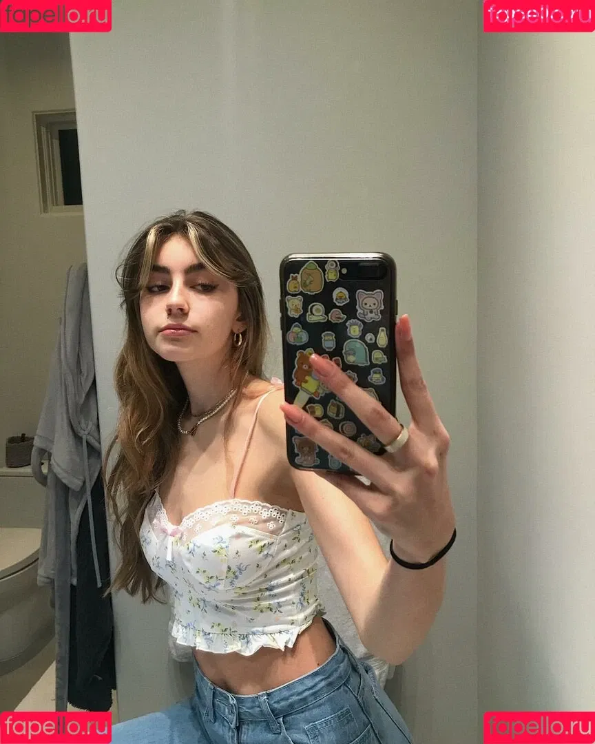 Emiliee Russo Onlyfans Photo Gallery 