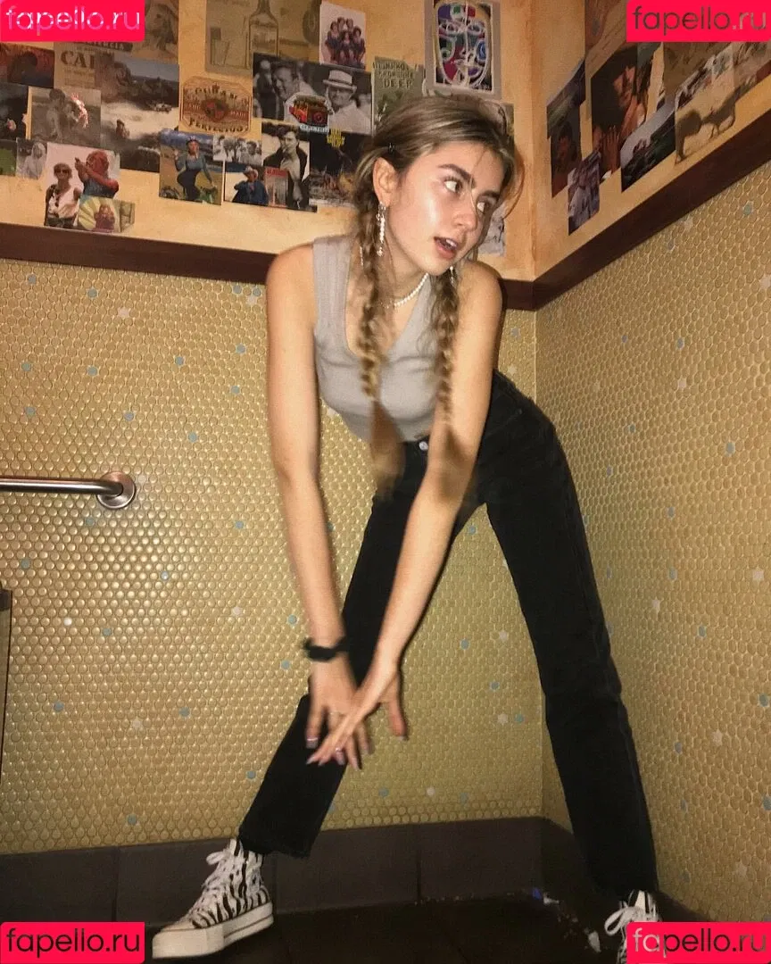 Emiliee Russo Onlyfans Photo Gallery 