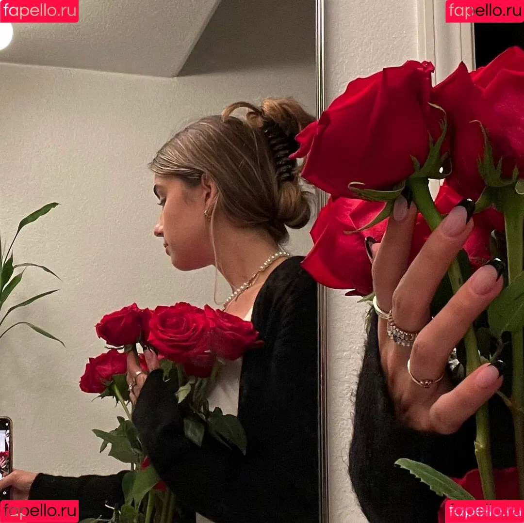 Emiliee Russo Onlyfans Photo Gallery 