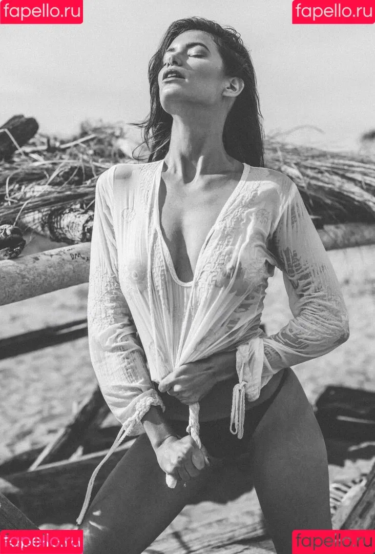 Lauren Marie Young Onlyfans Photo Gallery 