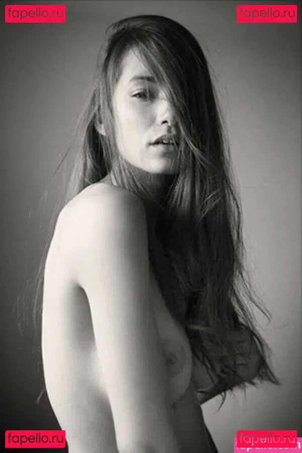 Lauren Marie Young Onlyfans Photo Gallery 