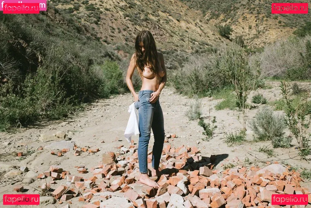 Lauren Marie Young Onlyfans Photo Gallery 