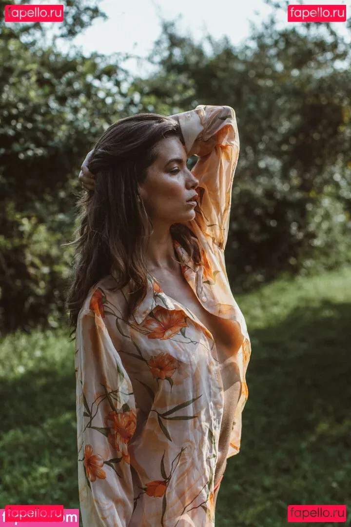 Lauren Marie Young Onlyfans Photo Gallery 