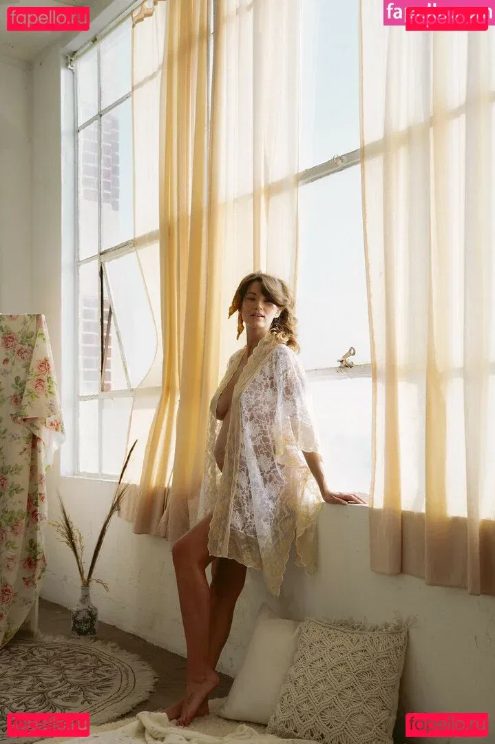 Lauren Marie Young Onlyfans Photo Gallery 