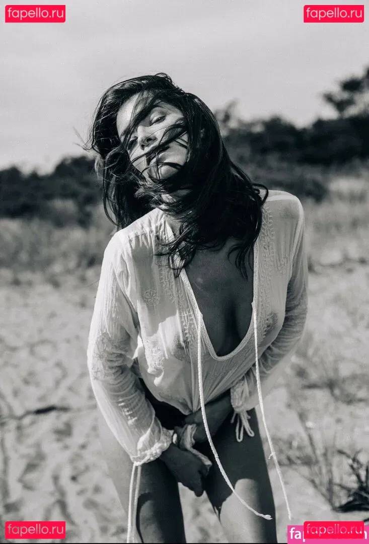 Lauren Marie Young Onlyfans Photo Gallery 