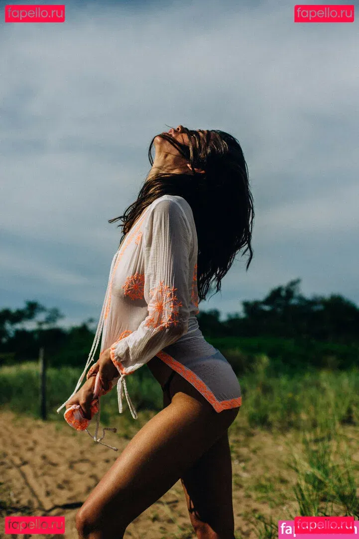 Lauren Marie Young Onlyfans Photo Gallery 