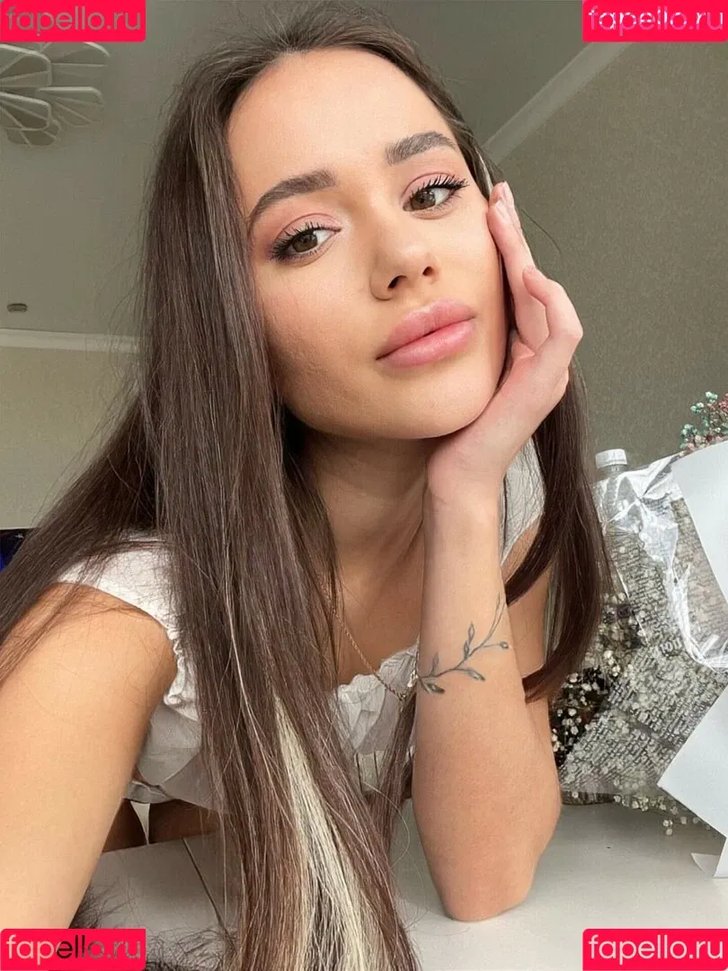 Ann Bucks Onlyfans Photo Gallery 