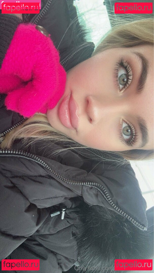 lizzieroseeee Nude Onlyfans Photo 27