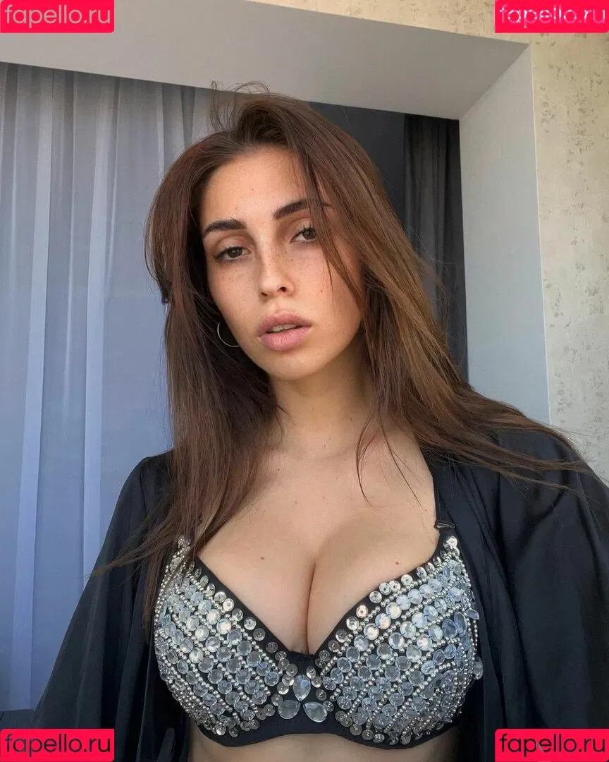 aisultana Onlyfans Photo Gallery 