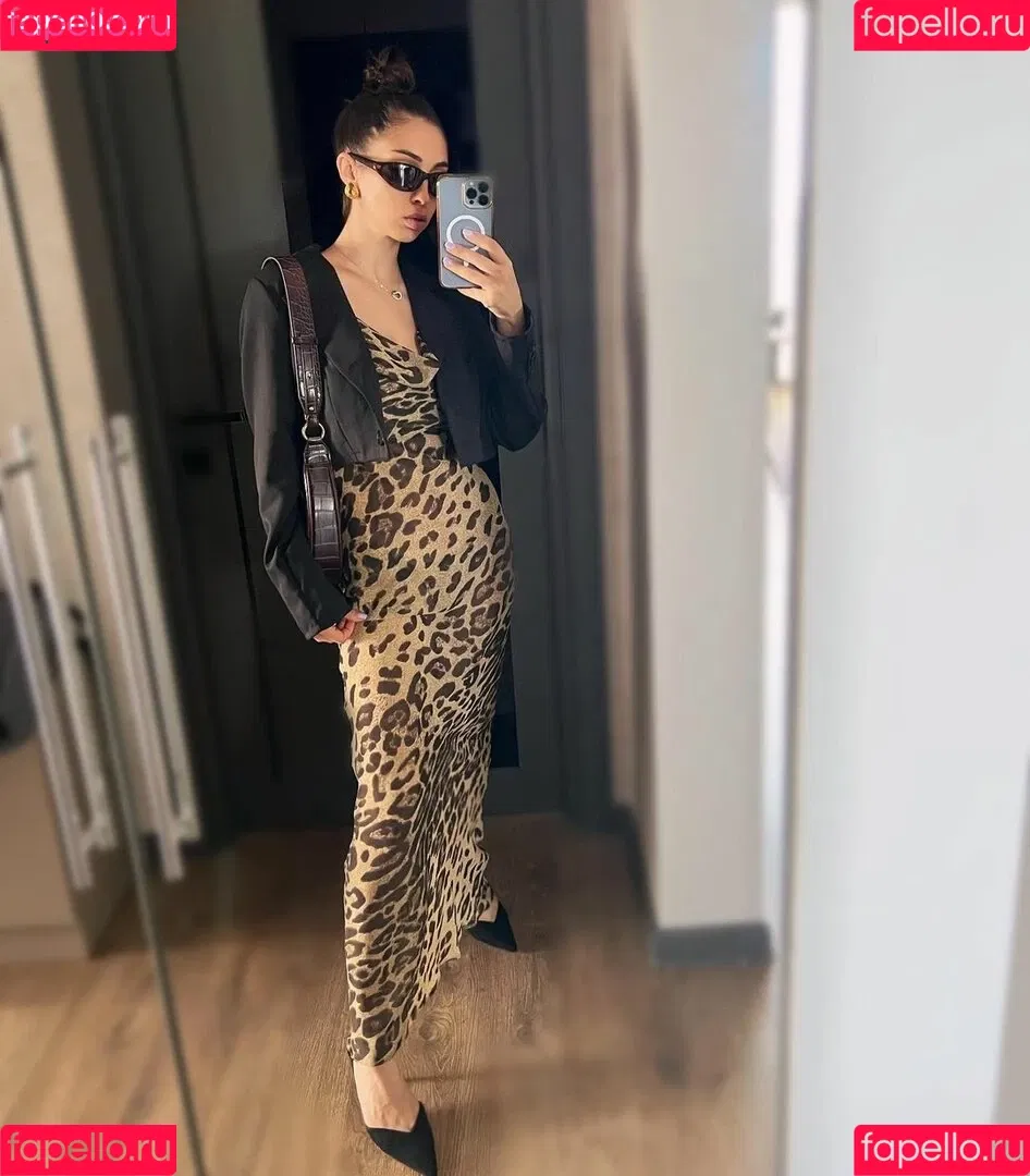 aisultana Onlyfans Photo Gallery 