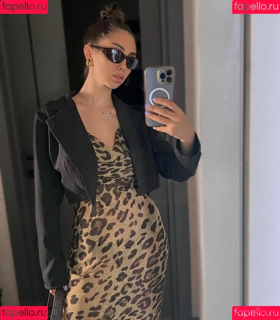 aisultana Onlyfans Photo Gallery 