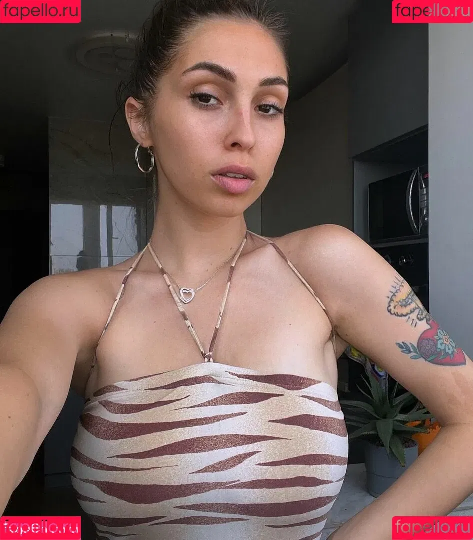 aisultana Onlyfans Photo Gallery 