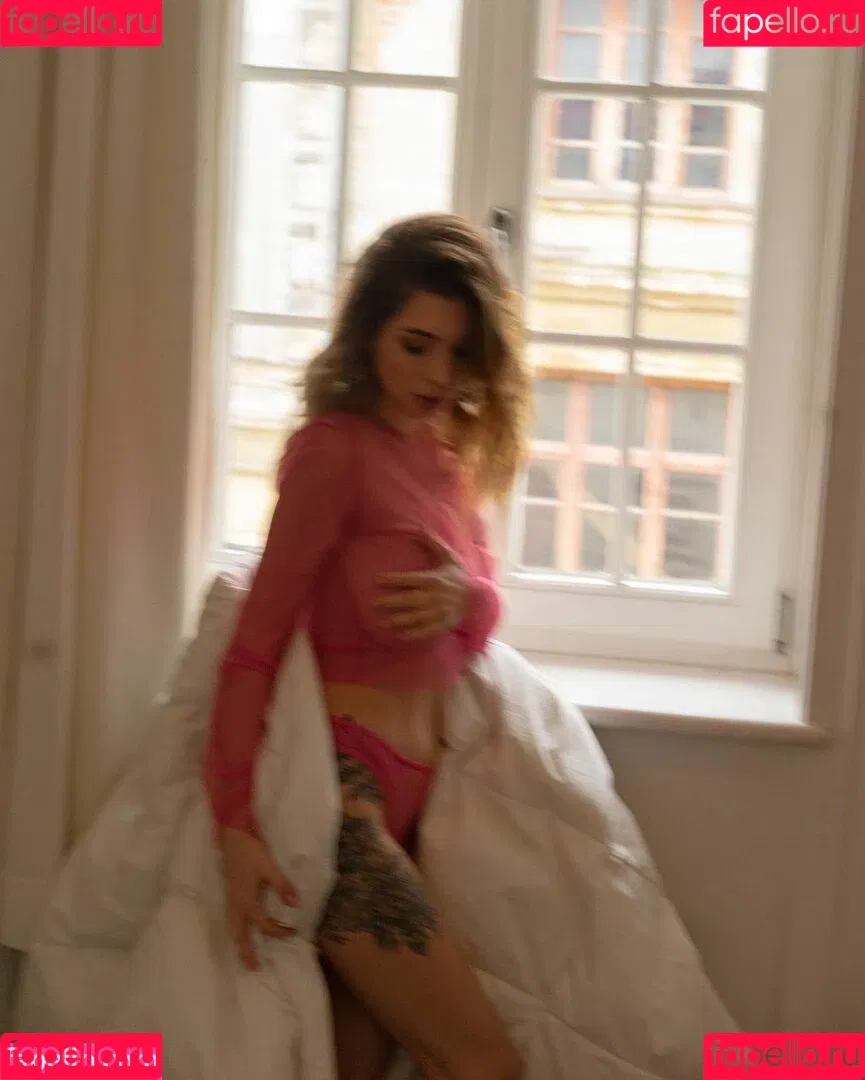 aisultana Onlyfans Photo Gallery 