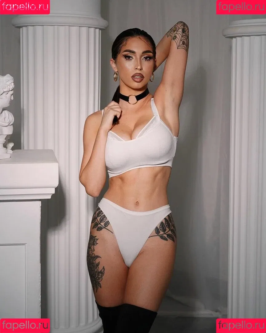 aisultana Onlyfans Photo Gallery 
