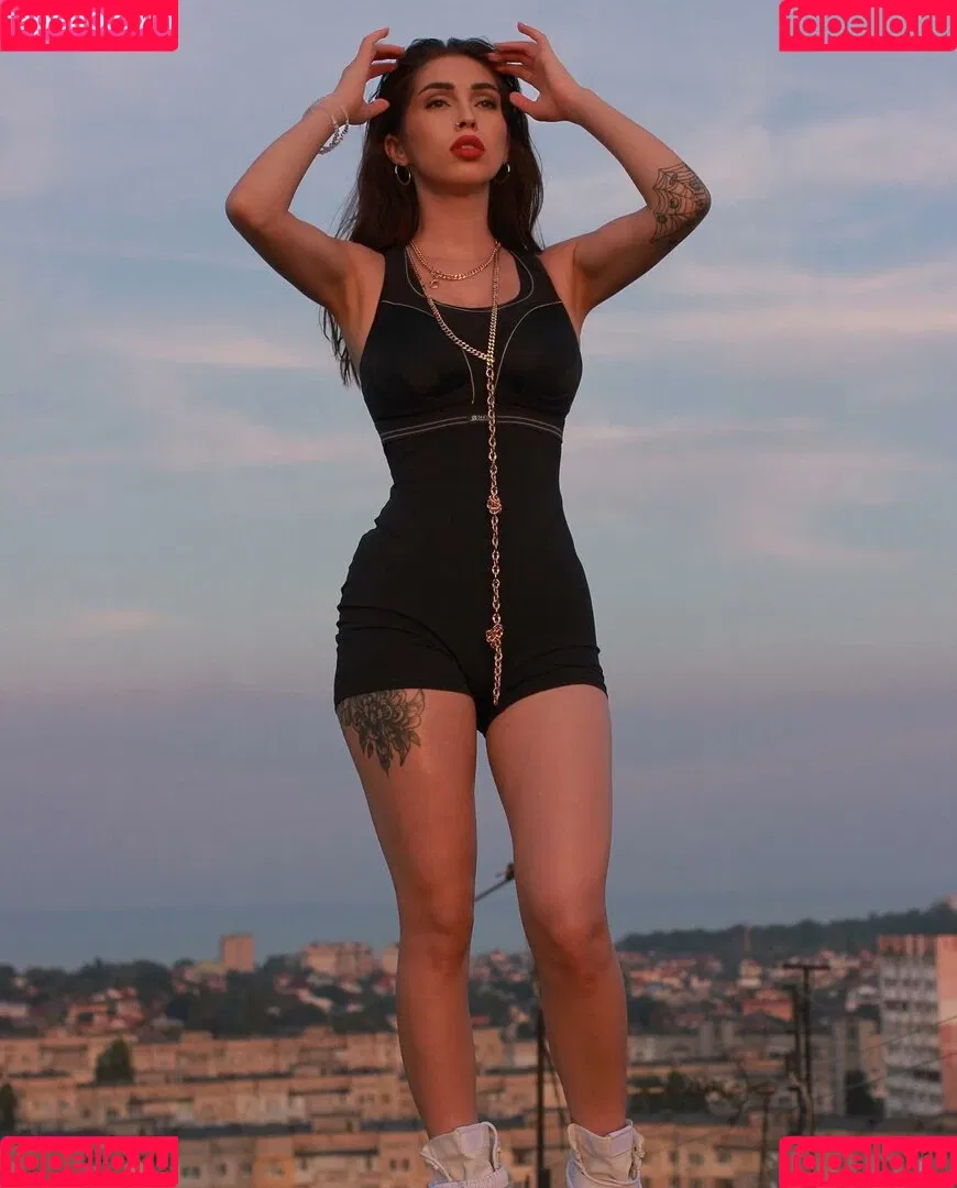 aisultana Onlyfans Photo Gallery 
