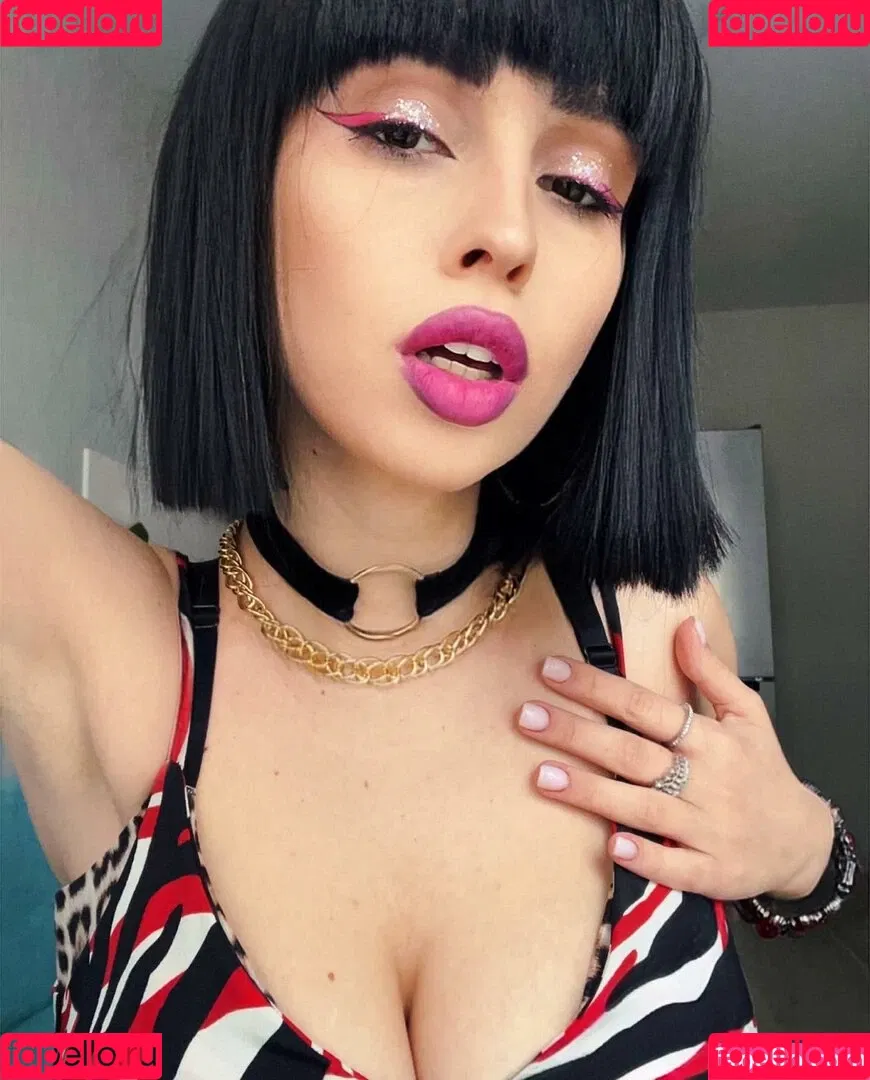 aisultana Onlyfans Photo Gallery 