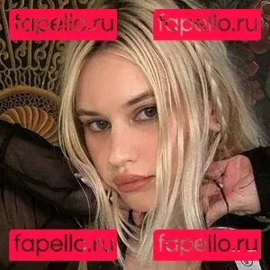 swordgirlfriend Onlyfans Photo Gallery 