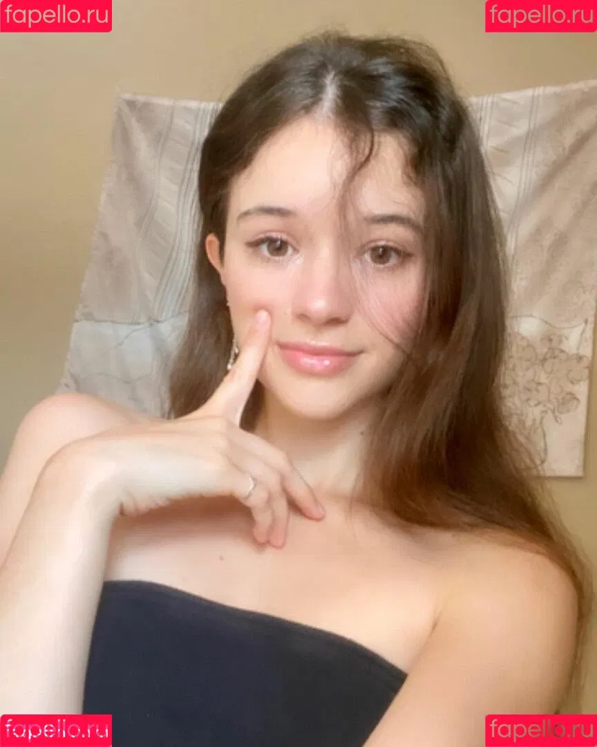 A_Bit_Rebecca Onlyfans Photo Gallery 