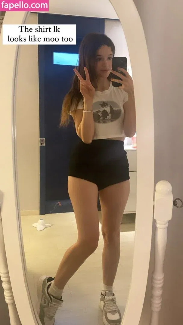 A_Bit_Rebecca Onlyfans Photo Gallery 