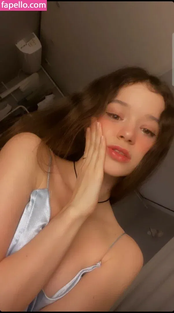 A_Bit_Rebecca Onlyfans Photo Gallery 