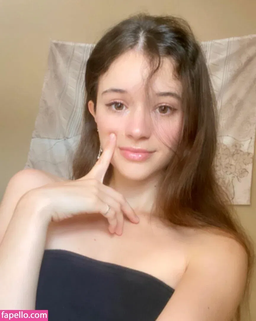 A_Bit_Rebecca Onlyfans Photo Gallery 