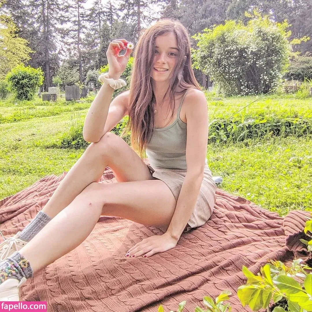 A_Bit_Rebecca Onlyfans Photo Gallery 