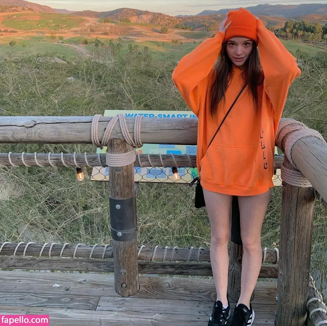 A_Bit_Rebecca Onlyfans Photo Gallery 