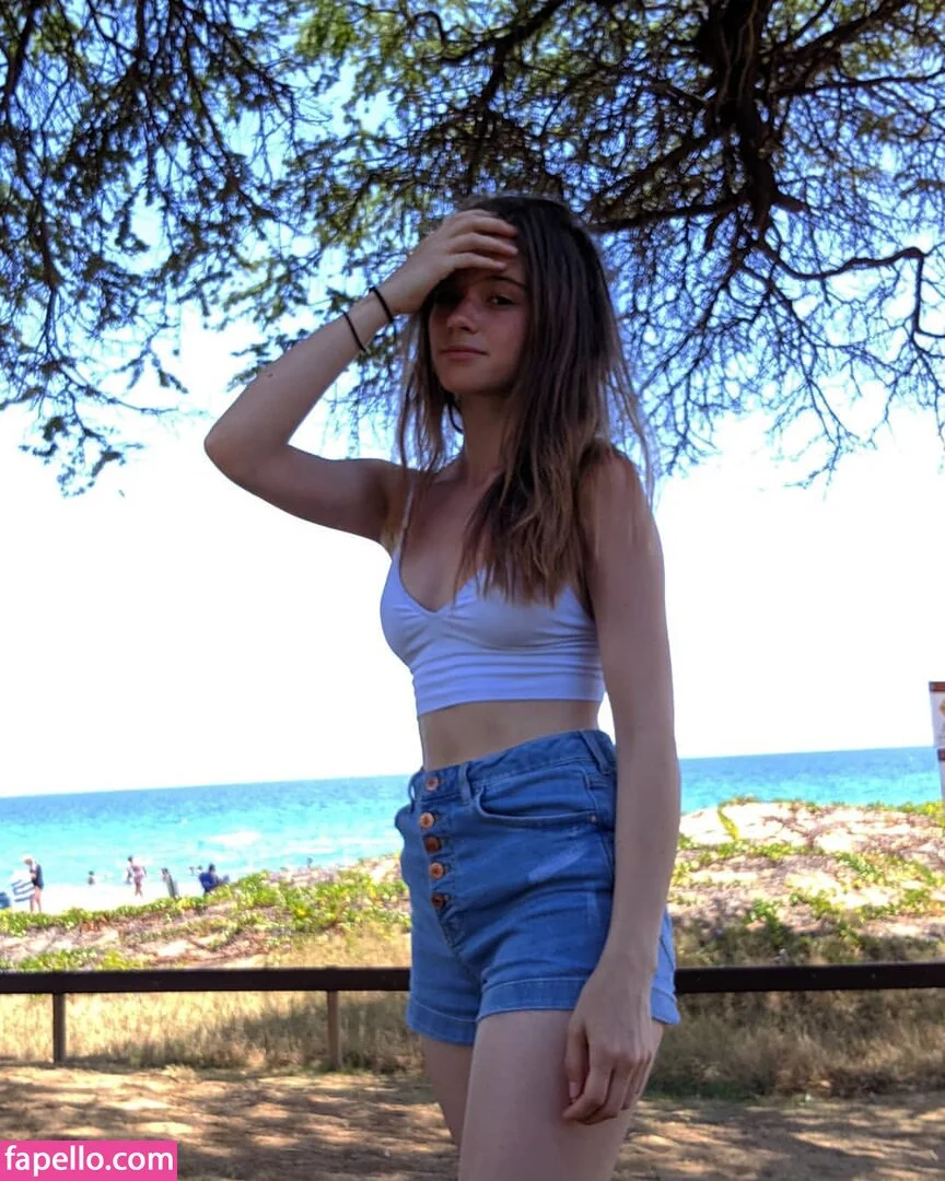 A_Bit_Rebecca Onlyfans Photo Gallery 