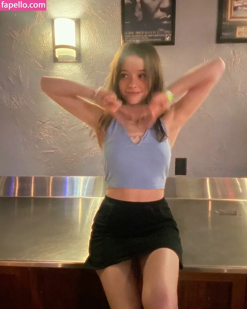 A_Bit_Rebecca Onlyfans Photo Gallery 