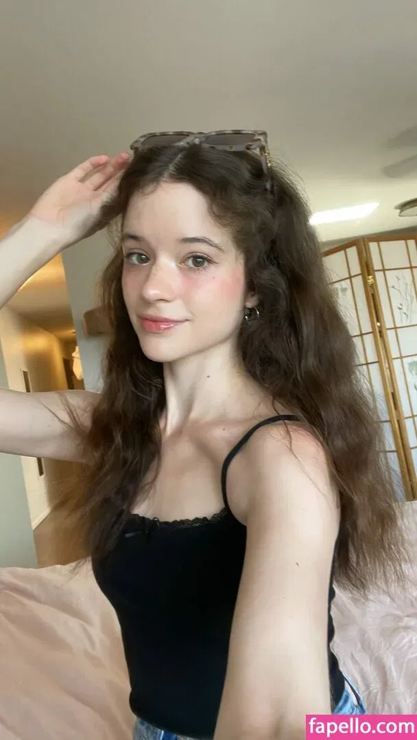 A_Bit_Rebecca Onlyfans Photo Gallery 