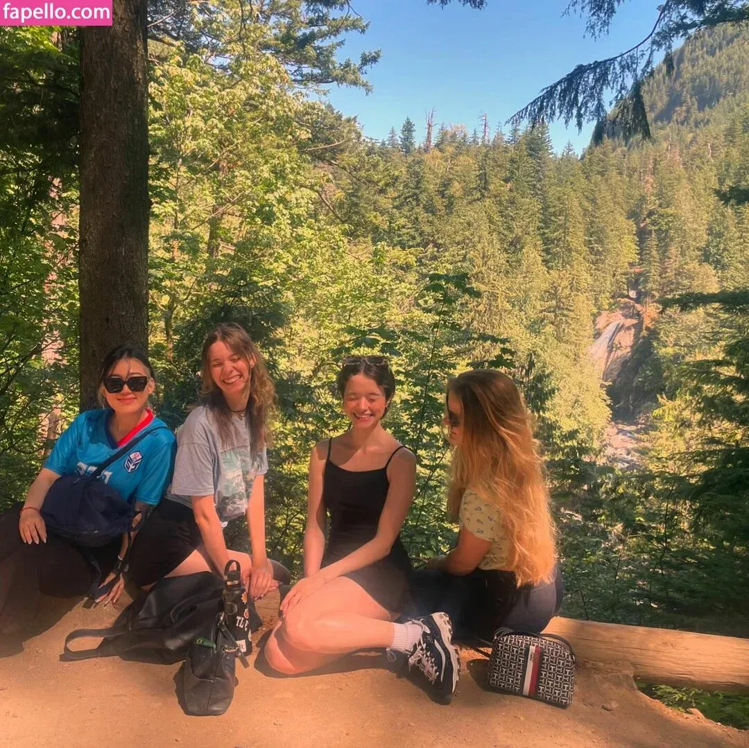 A_Bit_Rebecca Onlyfans Photo Gallery 