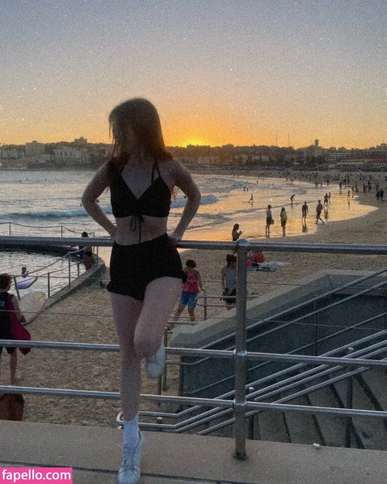 A_Bit_Rebecca Onlyfans Photo Gallery 