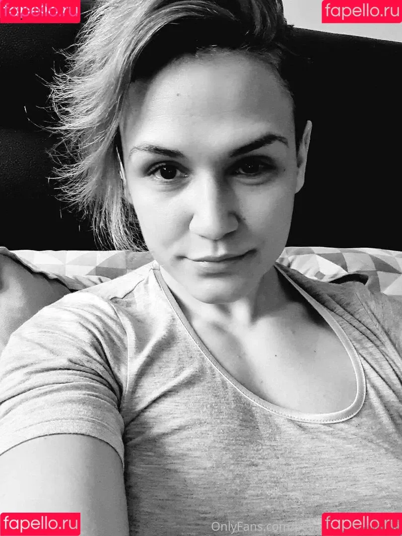 bella_tough_cookie Onlyfans Photo Gallery 