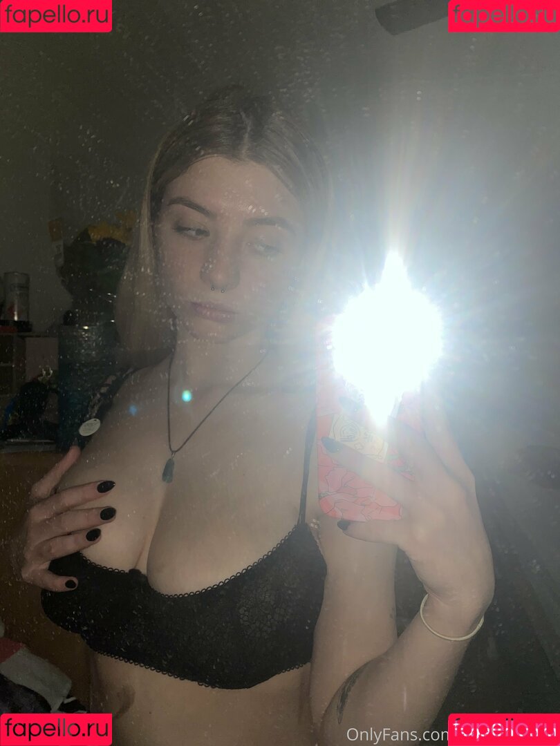 fairiwinni Onlyfans Photo Gallery 