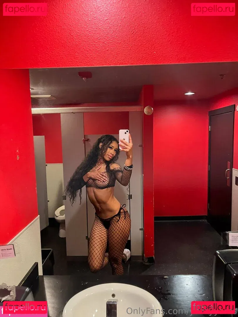 yazzyyams Onlyfans Photo Gallery 