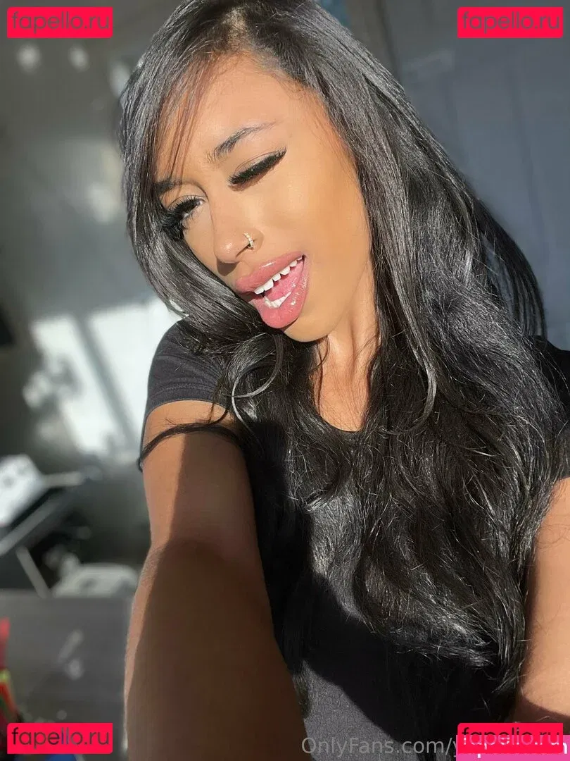 yazzyyams Onlyfans Photo Gallery 