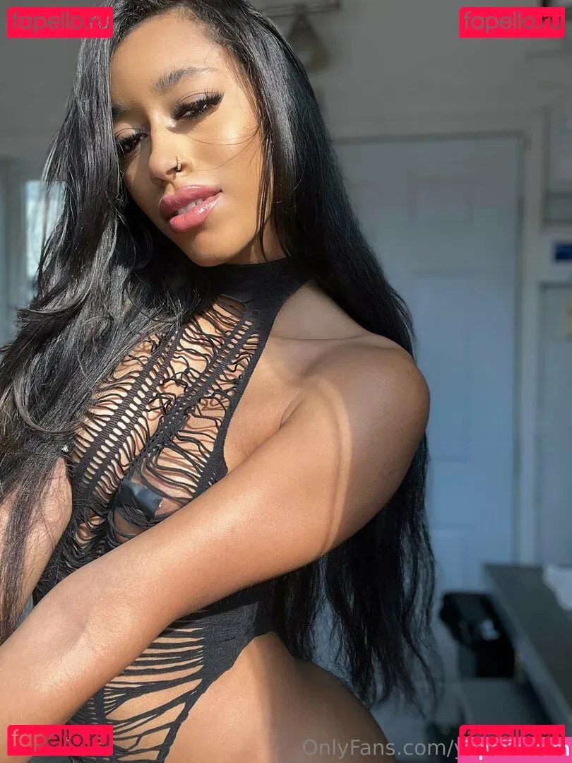 yazzyyams Onlyfans Photo Gallery 