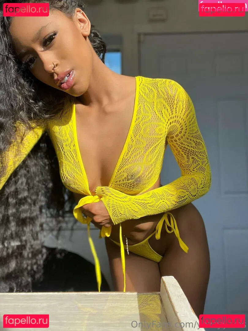 yazzyyams Onlyfans Photo Gallery 