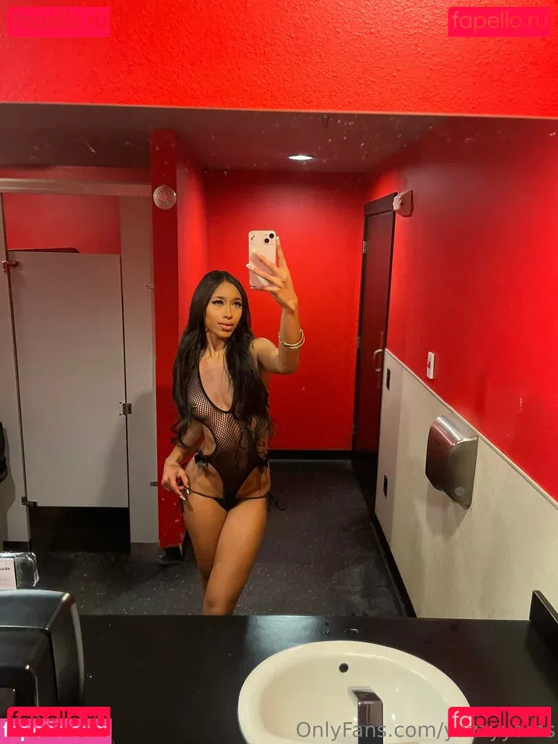 yazzyyams Onlyfans Photo Gallery 