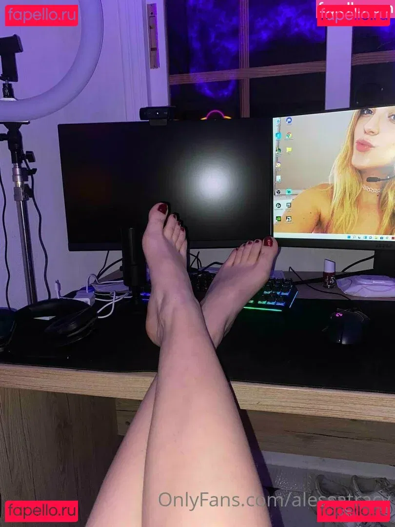 alessatracy Onlyfans Photo Gallery 