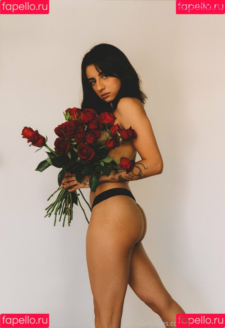 marsaguirre Onlyfans Photo Gallery 