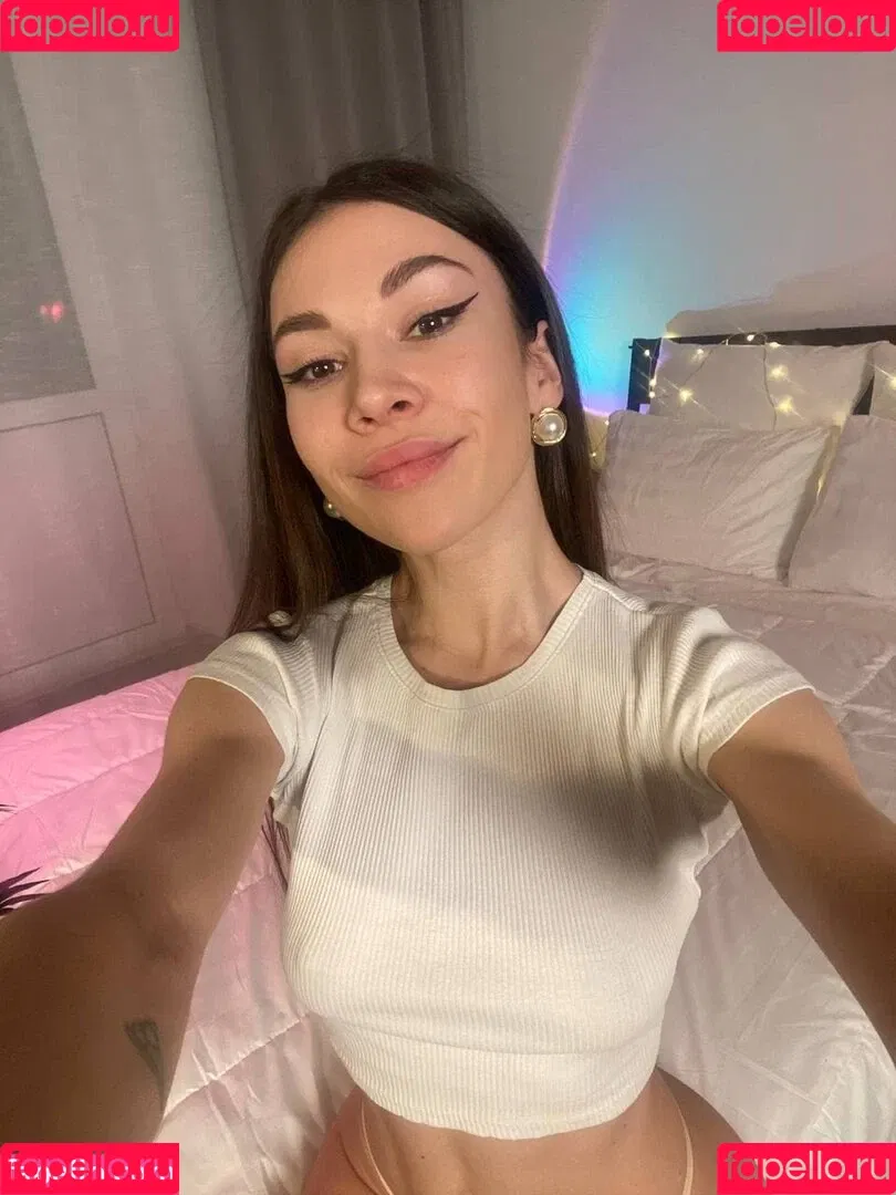 purelovecult Onlyfans Photo Gallery 