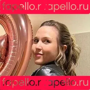 Taylor Tomlinson Onlyfans Photo Gallery 