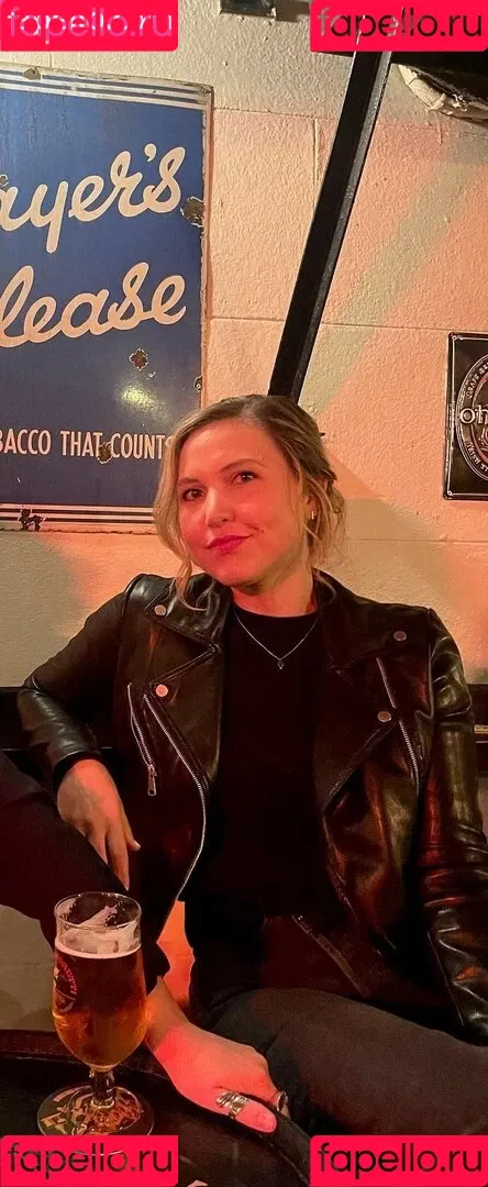 Taylor Tomlinson Onlyfans Photo Gallery 