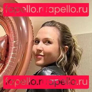 Taylor Tomlinson Onlyfans Photo Gallery 
